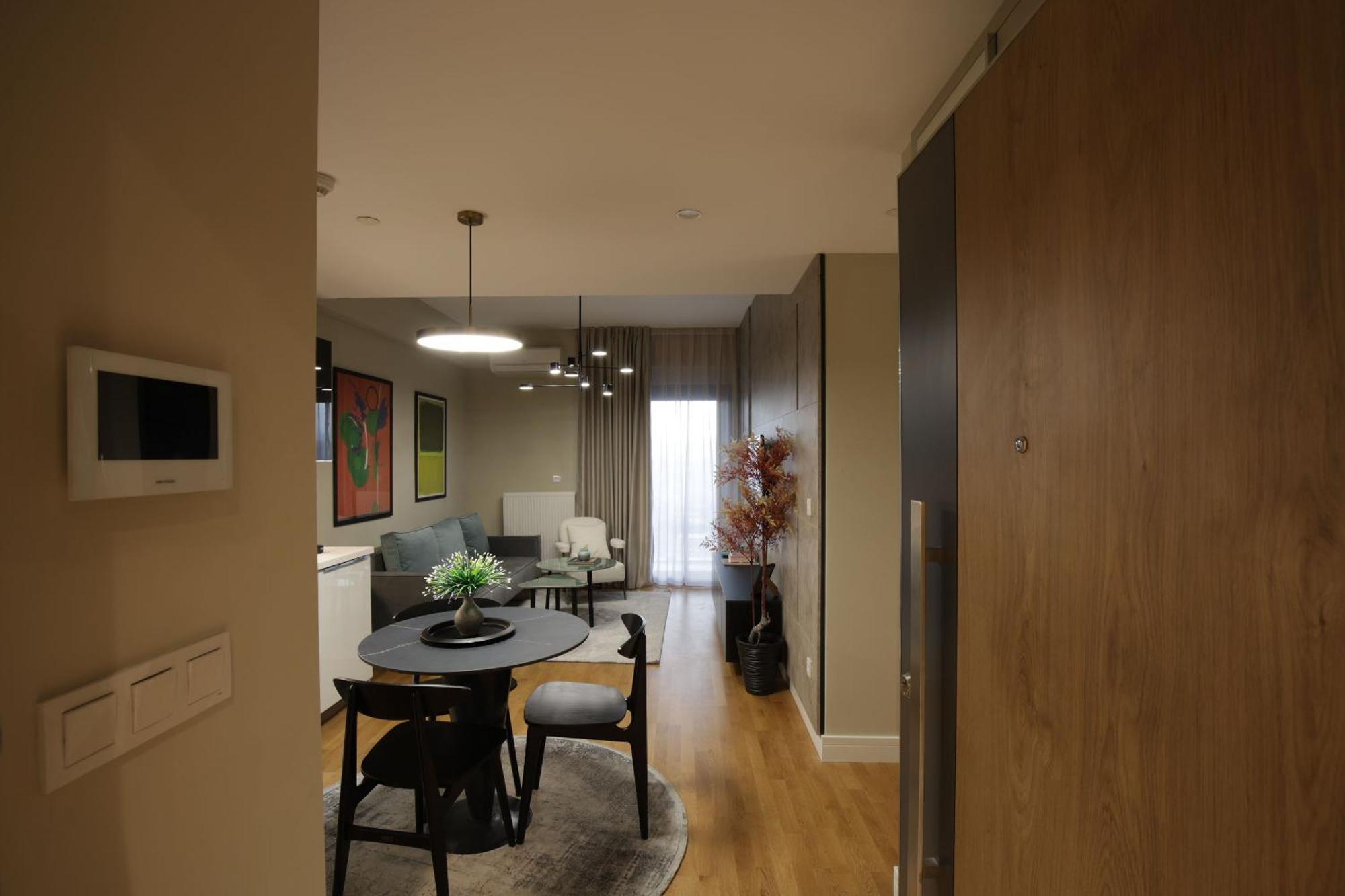 Urban Oasis Diamond 16th Floor , Center, Free Private Parking Skopje