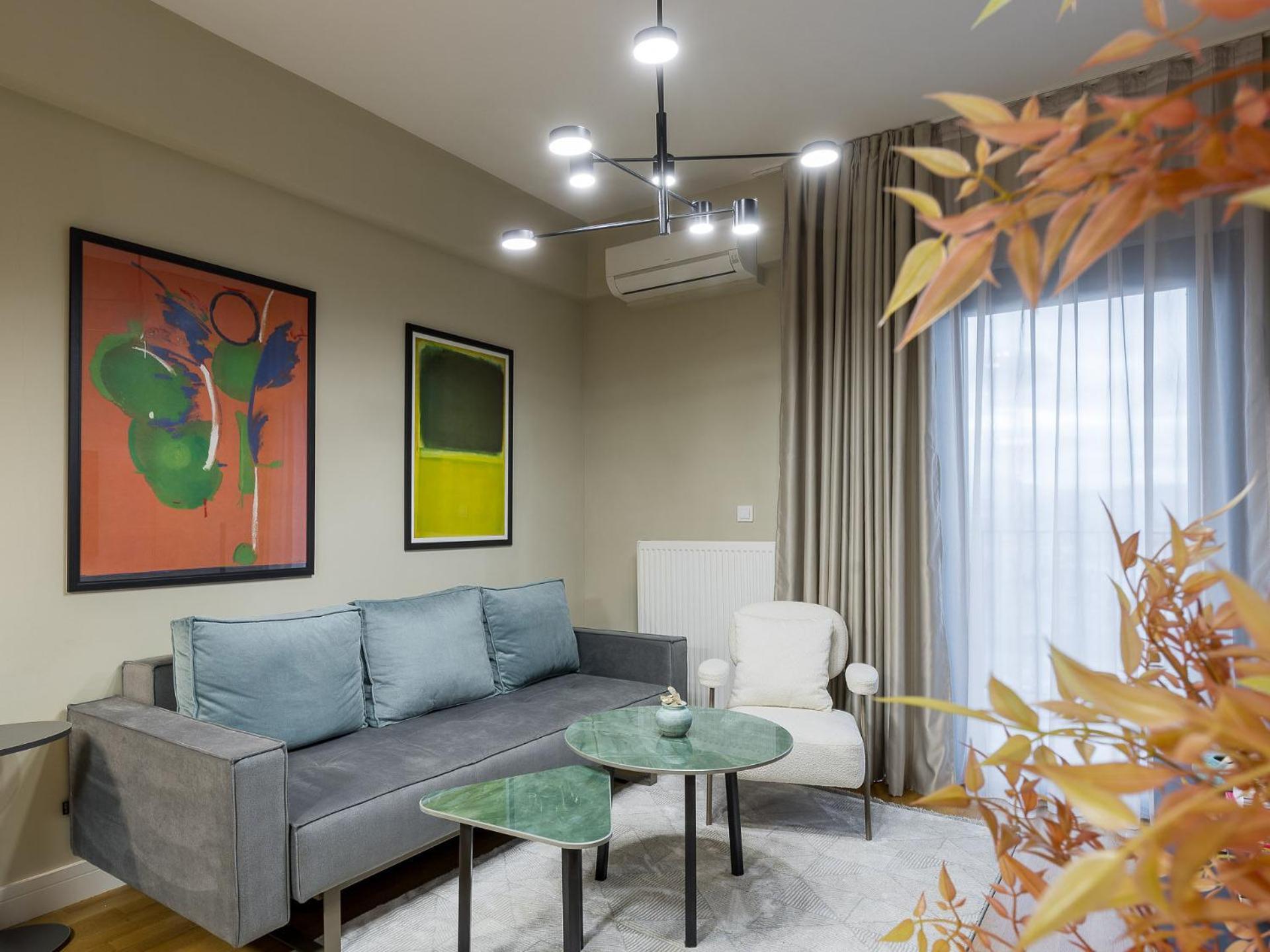 Urban Oasis Diamond 16th Floor , Center, Free Private Parking Appartement *