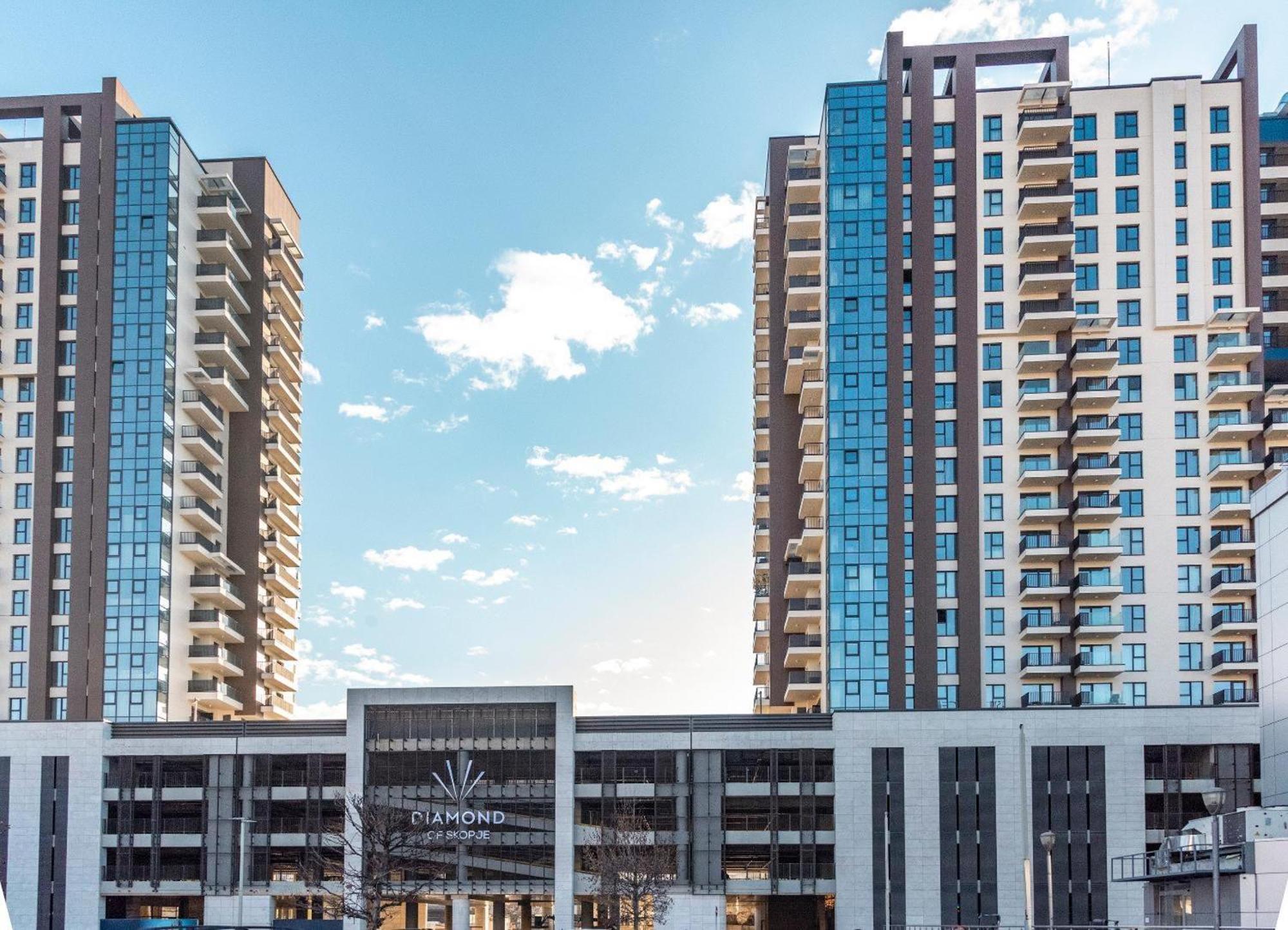 Urban Oasis Diamond 16th Floor , Center, Free Private Parking *